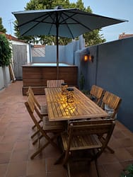Côté Terrasse avec piscine soleil Terrasse sur Cour location Avignon