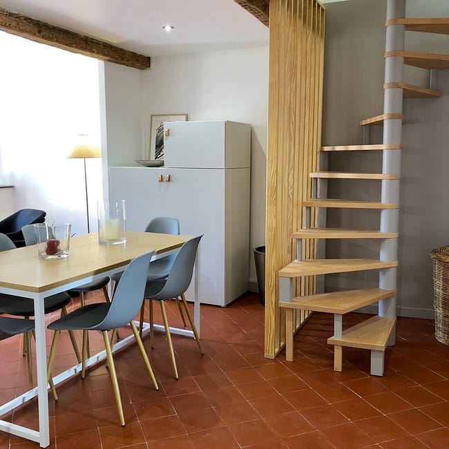 Salon Appartement Côté Terrasse piscine Terrasse sur Cour Avignon Location vacances