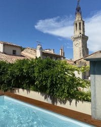 location appartements terrasse piscine clocher augustins avignon intramuros tourisme